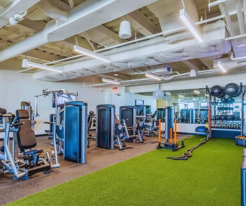 Apartment Casa Nube With Beach Club, Pickleball Court , Gym & Spa, Near Airport & Las Vegas Strip